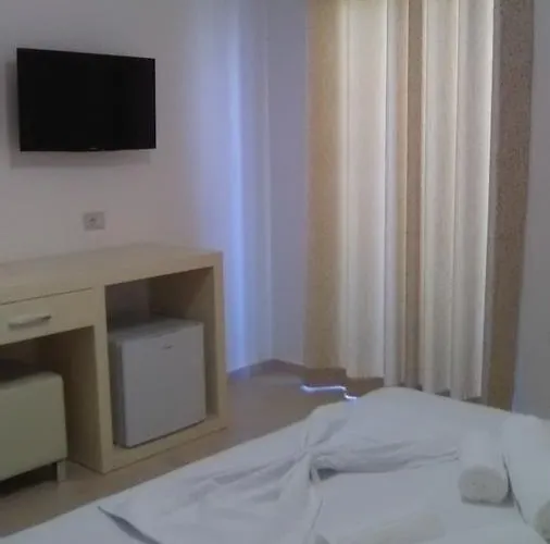 Aler Hotel 4*