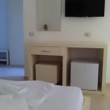 Aler Hotel 4*